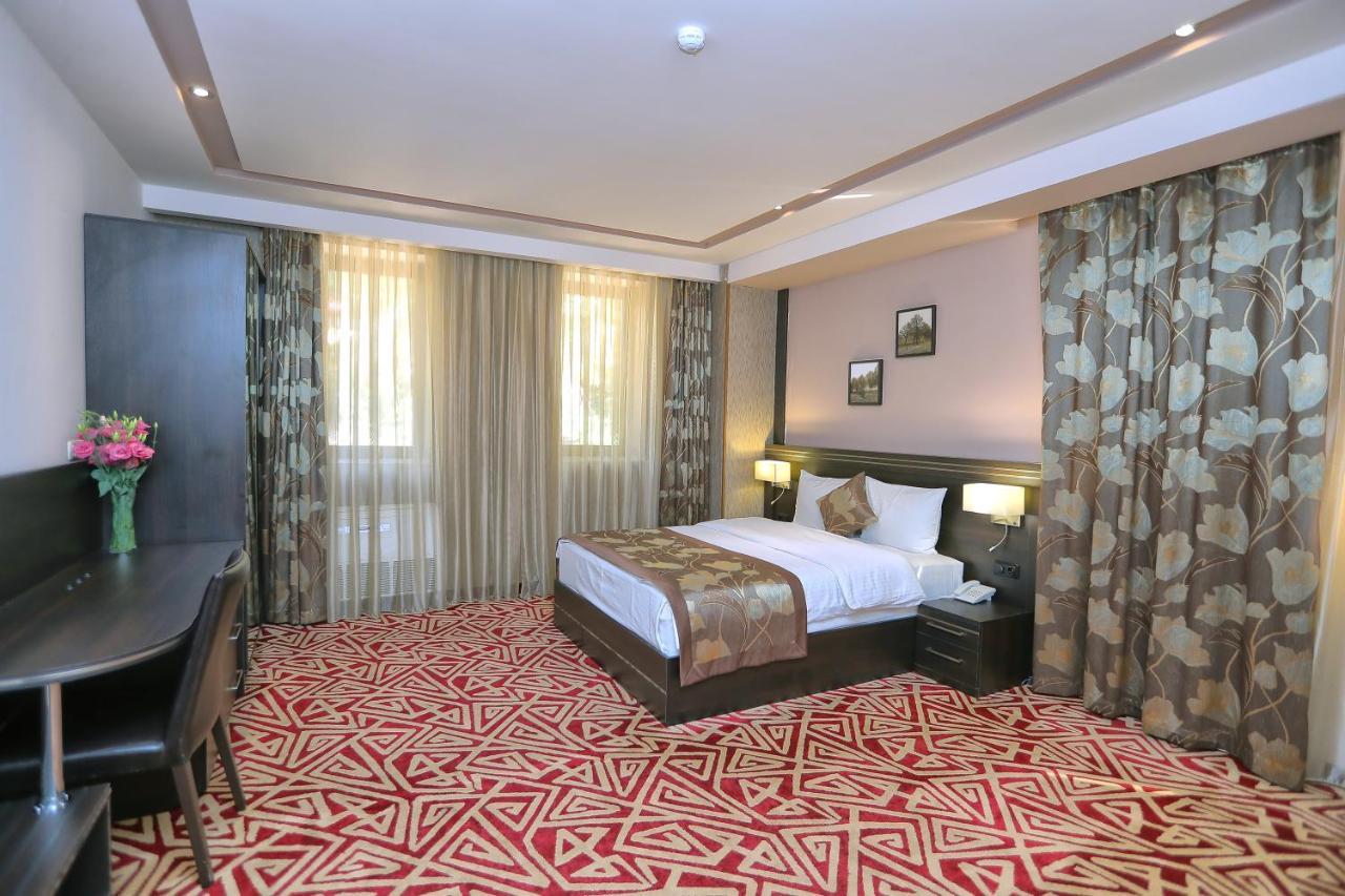 Aghveran Ararat Resort Hotel Arzakan Exterior foto